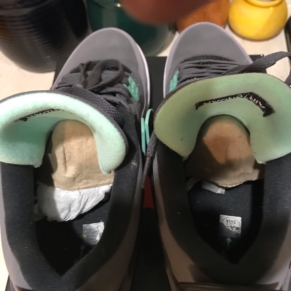 Retro Jordan 4 Glo sz 12/5 - Picture 7 of 10